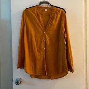 Cute lace trim button up